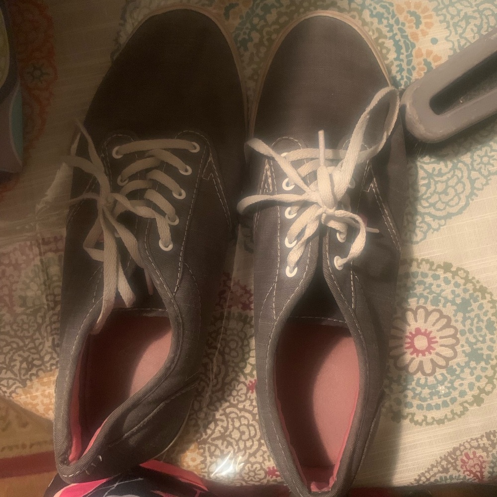 Size 11 women’s vans